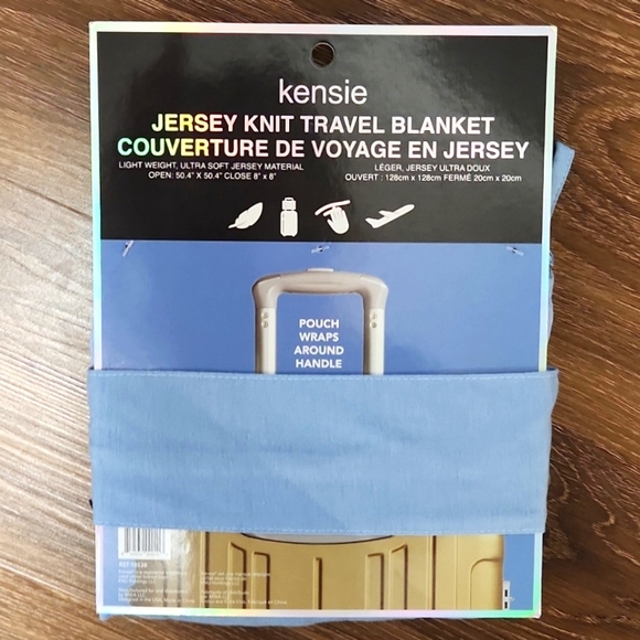 🔥ABSOLUTE FINAL💲⬇️KENSIE Blue Travel Blanket ~ NWT - Picture 6 of 6
